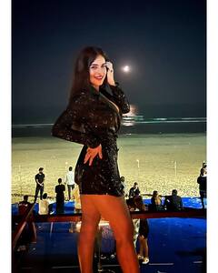 Neha Malik : નેહા મલિકનો બ્લેક ડ્રેસમાં હોટ અંદાજ, જુઓ વાયરલ તસવીરો