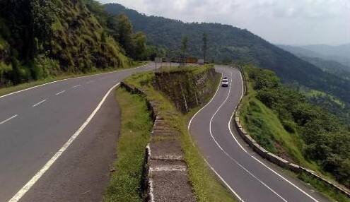 This 'highway of death' is here in India, where the time of the phone changes as soon as you go and there have been many accidents ਭਾਰਤ 'ਚ 'ਮੌਤ ਦਾ ਹਾਈਵੇਅ', ਜਿੱਥੇ ਜਾਂਦੇ ਹੀ ਫ਼ੋਨ ਦਾ ਟਾਈਮ ਬਦਲ ਜਾਂਦਾ, ਹੋ ਚੁੱਕੇ ਕਈ ਹਾਦਸੇ