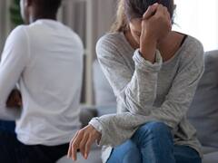 Relationship Tips: आपका पार्टनर आपको दे रहा धोखा? इन 11 तरीकों से लगाएं पता