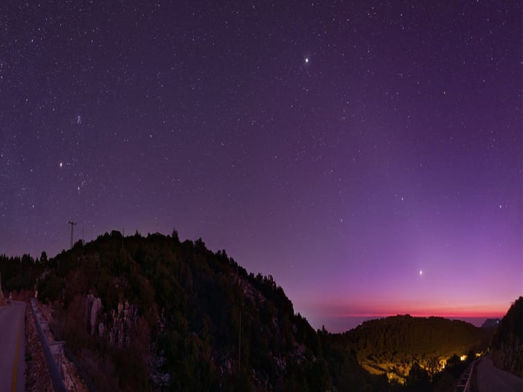 NASA shares picture All solar system planets visible night sky same time After Sunset Planet Parade Mercury Venus Mars Jupiter Saturn APOD 'Planet Parade': NASA Shares Image Showing All Planets In Our Solar System Visible At Same Time