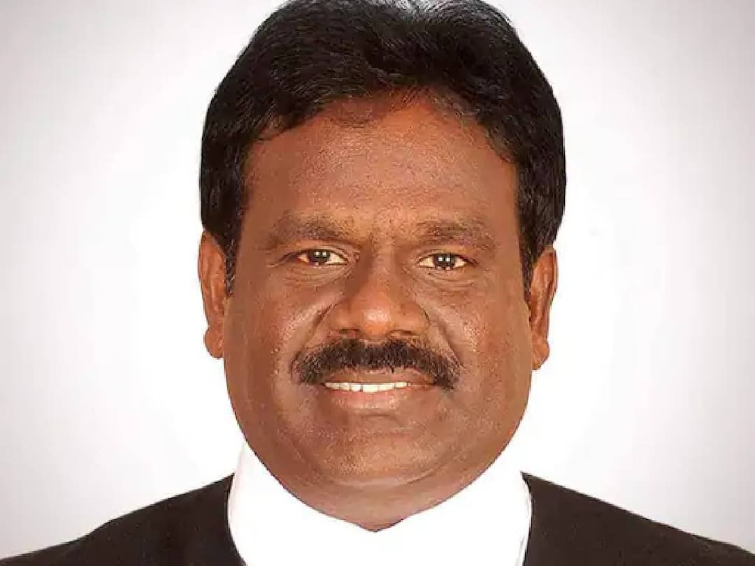 “ஜெ. முதல்வரானது பாமகவால்... அதிமுக உடைந்து கிடப்பது குழந்தைக்கு கூட தெரியும்” - ஜெயக்குமாருக்கு பதிலடி They should not forget that whenever AIADMK fell down, PMK was there to revive it pmk advocate balu to jayakumar “ஜெ. முதல்வரானது பாமகவால்... அதிமுக உடைந்து கிடப்பது குழந்தைக்கு கூட தெரியும்” - ஜெயக்குமாருக்கு பதிலடி