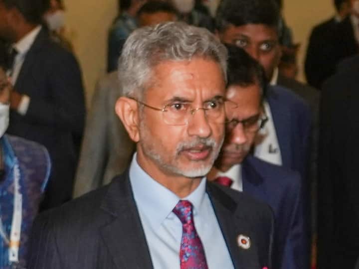 PBSA: प्रवासी भारतीय सम्मान पुरस्कार का हुआ ऐलान, 27 प्रवासियों के कामों का बजा डंका Indian government selected 27 overseas Indians for pravasi bharatiya samman award PBSA: प्रवासी भारतीय सम्मान पुरस्कार का हुआ ऐलान, 27 प्रवासियों के कामों का बजा डंका