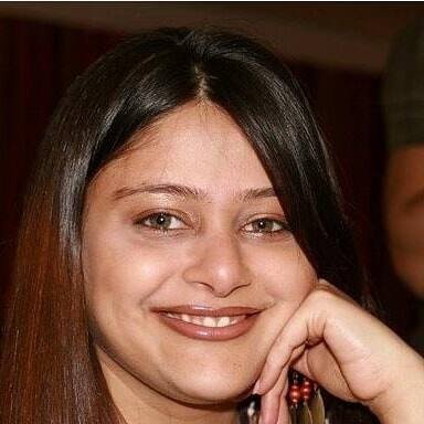 वहीं शादी के बाद मयूरी अपने पति के साथ अमेरिका में शिफ्ट हो गईं. दोनों एक बेटे कियान के पेरेंट्स हैं.