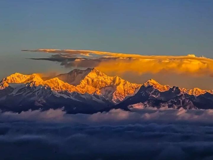 Darjeeling Photos: टाइगर हिल से लेकर हिमालयन रेलवे तक, खूबसूरती में नंबर वन है 'दार्जिलिंग