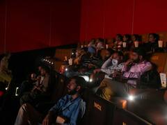 'न खाना हो तो न खाएं, लेकिन...', सिनेमा हॉल में बाहर से खाने की चीज लाने को लेकर सुप्रीम कोर्ट की अहम टिप्पणी