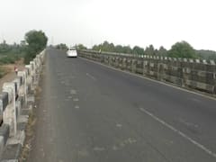 2.26 कोटींच्या दोन पुलासाठी सरकारला मोजावे लागणार तब्बल 541 कोटी, नेमकं काय आहे प्रकरण?