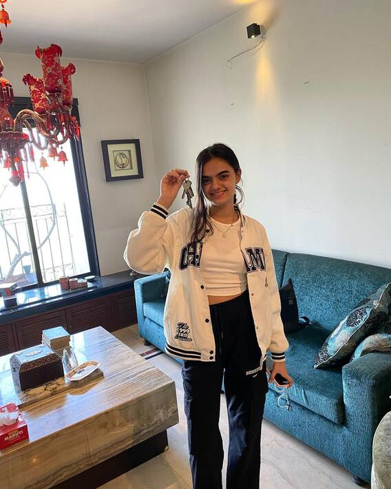 वयाच्या 15 व्या वर्षी अभिनेत्रीनं घेतलं घर