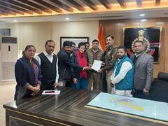 AAP नेताओं ने पुलिस कमिश्नर से की मुलाकात, कहा- जिनकी लापरवाही से गई पीड़िता की जान, उन्हें करें बर्खास्त