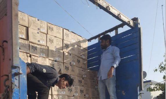 More than 800 cartons of foreign liquor seized in Rajkot Rajkot: સ્ટેટ મોનિટરિંગ સેલે રાજકોટમાંથી  800 પેટીથી વધુનો વિદેશી દારૂનો જથ્થો ઝડપી પાડ્યો