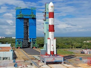 RISAT 1B Satelite: பாதுகாப்பின் உச்சம் - இஸ்ரோ விண்ணில் செலுத்தும் புதிய செயற்கைகோள் - 22 மணி நேர கவுண்-டவுன்