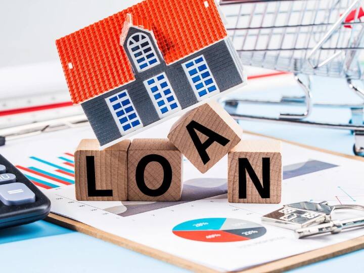Cheapest Home Loan: SBI, HDFC, PNB or Bank of Baroda, know where to get the cheapest home loan Cheapest Home Loan: વધતા વ્યાજ દરની વચ્ચે જાણો કઈ બેંક આપી રહી છે સસ્તામાં હોમ લોન