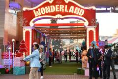 Prithvi Ambani B'day Bash: पोते पृथ्वी की बर्थडे पार्टी में Mukesh Ambani ने बॉलीवुड से किसे किसे बुलाया, देखिए तस्वीरें