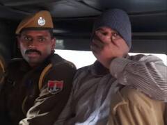 '...बिकिनी की तो मैं दुकान लगा सकता हूं', महिला लेक्चरर से ऐसी-ऐसी बातें करता था प्रोफेसर, केस दर्ज