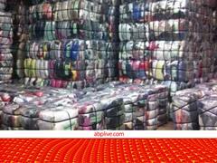 ये है दिल्ली का वो बाजार, जहां किलो के हिसाब से मिलते हैं कपड़े... 100 रुपये में तो काफी कुछ आ जाएगा