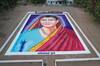 Nashik Savitribai Phule : 2 हजार किलो रांगोळी, 31 तास, 11 हजार स्क्वेअर फूटवर रांगोळी, सावित्रीमाईंना अभिवादन