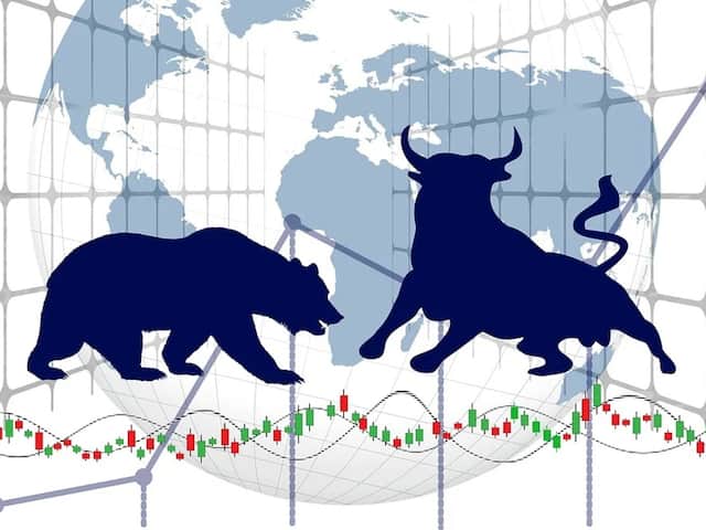 Stock Market Today: క్రూడాయిల్‌ పడుతున్నా ఫ్లాట్‌గా ట్రేడవుతున్న సూచీలు!