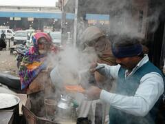 In Pics: Cold Grips Delhi As Mercury Plummets To Season's Lowest At 4.4 Degrees Celsius