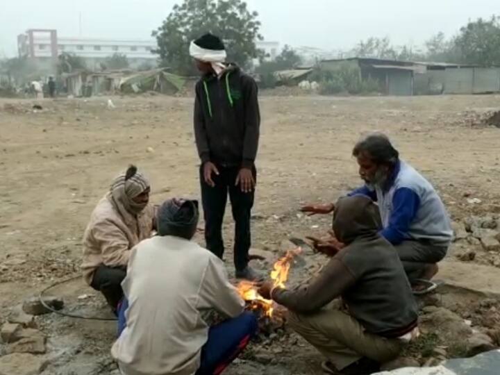 Madhya pradesh News Jabalpur Under Severer Cold beggar's two month old daughter died due to cold ANN Jabalpur News: कोहरे ने फिर रोका सूर्यदेव का रास्ता, ठंड से भिखारी की दो महीने की बेटी की मौत