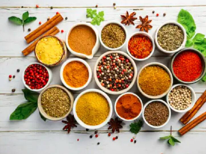Gut Health: 5 Easily Available Kitchen Herbs That Can Fix Your Digestive Issues சாப்பிட்டவுடன் ஜீரண பிரச்சனையா..? சாப்பிடவே பயமா இருக்கா? உடனடி தீர்வு பெற 5 எளிய டிப்ஸ்..!