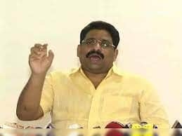 Buddha Venkanna is demanding that Vijayawada West assembly constituency seat be given to him. Budda venkanna : విజయవాడ టీడీపీ టిక్కెట్ రేసులో బుద్దా వెంకన్న - పశ్చిమ టిక్కెట్ తనకే ఇవ్వాలని విజ్ఞప్తి !