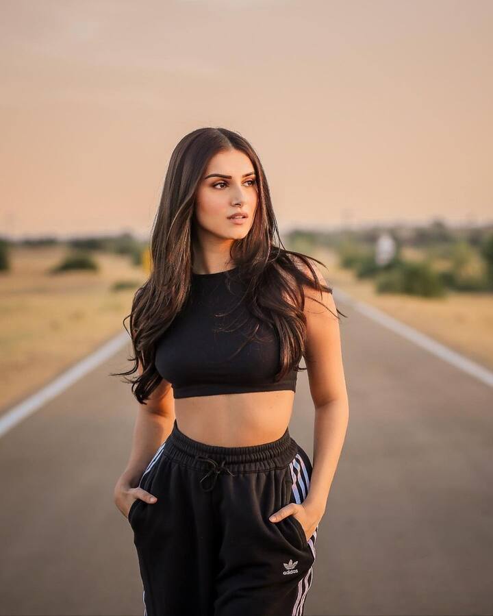 गॉसिप कॉरिडॉरमध्ये अशा चर्चा आहेत की तिने आदर जैनसोबत ब्रेकअप केले आहे.(फोटो सौजन्य :tarasutaria/इंस्टाग्राम)