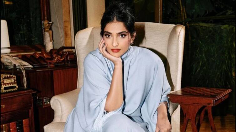 Sonam Kapoor sells luxury apartment in Mumbai’s BKC for Rs 32.50 crore, know in details Sonam Kapoor: মুম্বইয়ের বিলাসবহুল অ্যাপার্টমেন্ট বিক্রি করলেন সোনম! কত দাম পেলেন?