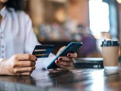 Credit Card Tips: ਕ੍ਰੈਡਿਟ ਕਾਰਡ ਉਪਭੋਗਤਾਵਾਂ ਧਿਆਨ ਦਿਓ! ਇਨ੍ਹਾਂ ਥਾਵਾਂ 'ਤੇ ਗ਼ਲਤੀ ਨਾਲ ਵੀ ਨਾ ਕਰੋ ਕ੍ਰੈਡਿਟ ਕਾਰਡ ਦੀ ਵਰਤੋਂ, ਹੋਵੇਗਾ ਵੱਡਾ ਨੁਕਸਾਨ