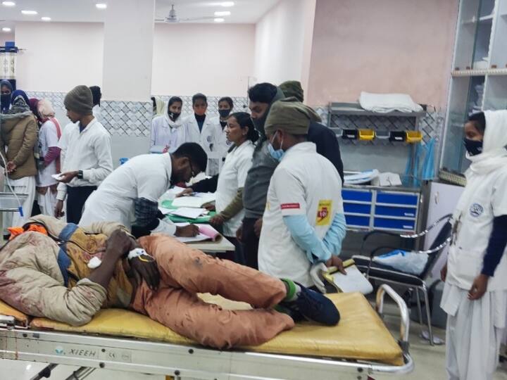 Jharkhand Accident News Three different road accidents in last 24 hours due to fog four killed dozen injured Jharkhand News: झारखंड में कोहरे के कारण पिछले 24 घंटों में तीन अलग-अलग सड़क हादसे, चार की मौत, एक दर्जन से अधिक घायल