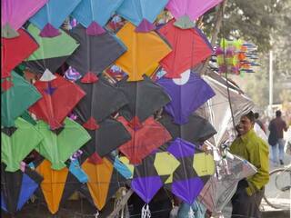 ਮਕਰ ਸੰਕ੍ਰਾਂਤੀ ਨੂੰ ਪਤੰਗ ਉਡਾਈ ਤਾਂ ਜਾਣਾ ਪਵੇਗਾ ਜੇਲ੍ਹ! ਸਰਕਾਰ ਤੋਂ ਲੈਣਾ ਪਵੇਗਾ ਪਰਮਿਟ, ਜਾਣੋ ਪੂਰਾ ਕਾਨੂੰਨ