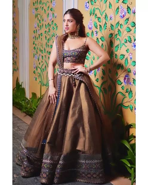 Latest Lehenga Photos | 2024 Bridal Lehenga Images from Real Weddings |  Bridal Look | Wedding Blog