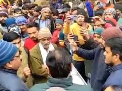 भिंडः मामूली विवाद पर शराबी ने जमकर की फायरिंग, तीन लोगों को लगी गोली, एक की मौत, चक्का जाम