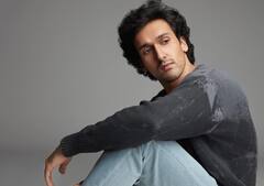 रणबीर से ज्यादा 'चॉकलेटी' और शाहिद से ज्यादा 'कूल' हैं गोविंदा के बेटे यशवर्धन, दिल संभालकर देखिएगा तस्वीरें!