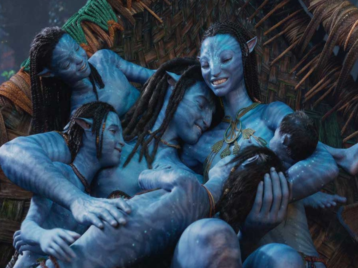 James Cameron says 'Avatar' 'looks better than it ever did' as