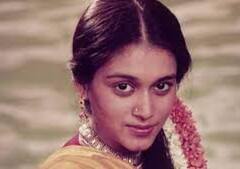 जवानी के दिनों में कयामत ढाती थीं सुप्रिया पाठक, आज बदल गया पूरा लुक