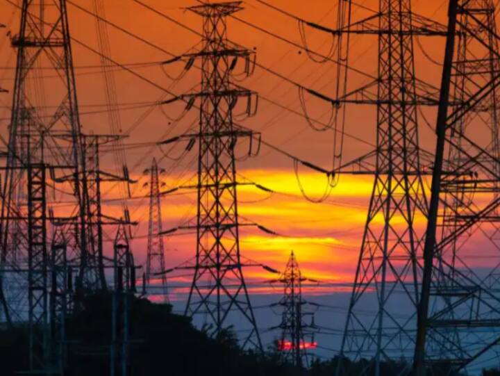 Delhi's electricity demand reaches two-year high due to increasing cold Delhi Electricity Demand: दिल्ली में सर्दी बढ़ने से बिजली की डिमांड दो साल में सबसे ज्यादा, 5247 मेगावॉट पर पहुंची