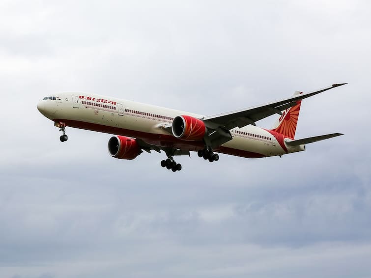 Air India urinating incident DGCA issues show cause notice female passenger lady 'Dereliction Of Duty': DGCA Issues Notices To Air India, Officials Over November 'Urination' Incident