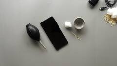 Smartphone की साफ सफाई करनी है जरूरी, लेकिन जरूर रखें इन बातों का ख्याल