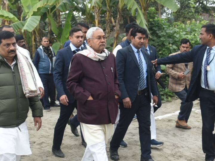 Nitish Kumar: देश की यात्रा पर निकलने के नीतीश ने दिए संकेत, जानें कब से करेंगे शुरुआत Nitish Kumar Nitish Kumar will go on Bharat Yatra after Samadhan Yatra Nitish Kumar: देश की यात्रा पर निकलने के नीतीश ने दिए संकेत, जानें कब से करेंगे शुरुआत