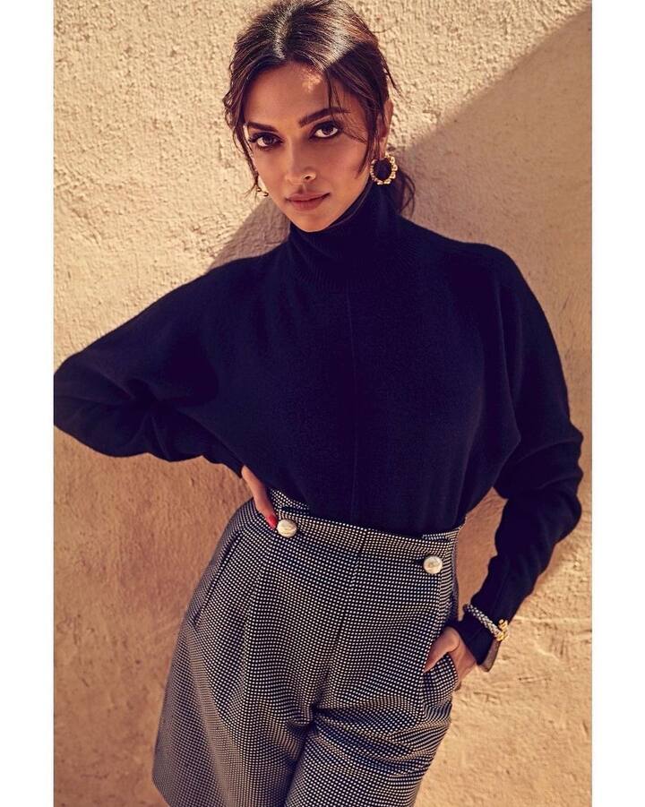 दीपिका पादुकोण करीब 15 सालों से एक्टिंग करियर में सक्रिए हैं और अभी तक वो 37 के करीब फिल्मों में भी काम कर चुकी हैं. शुरू में दीपिका अपने पापा प्रकाश पादुकोण की तरह बैडमिटन खेला करती थीं. (Photo Credit- Deepika Padukone Instagram)