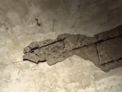 Gondia:  गोंदिया जिल्हा परिषदेची डिजिटल शाळा भरते बकरीच्या गोठ्यात