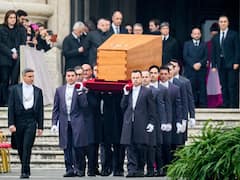 Thousands Gather In Vatican City To Mourn Former Pope Benedict At His Funeral | Pics