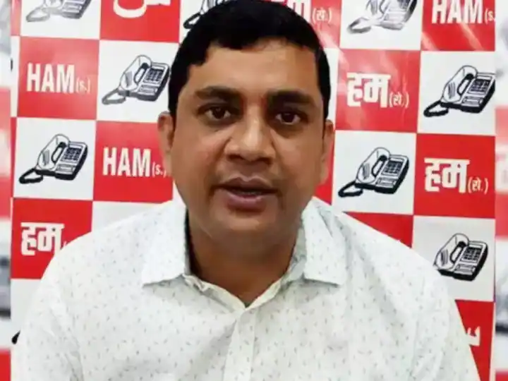 Jharkhand News: बिहार के पूर्व सीएम जीतनराम मांझी की पार्टी के प्रवक्ता को रांची पुलिस ने किया गिरफ्तार, जानें वजह