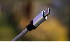 বাড়বে মোবাইলের দাম ! USB Type-C দিয়ে চার্জ করতে হবে সব স্মার্টফোন, সময় বেঁধে দিল সরকার