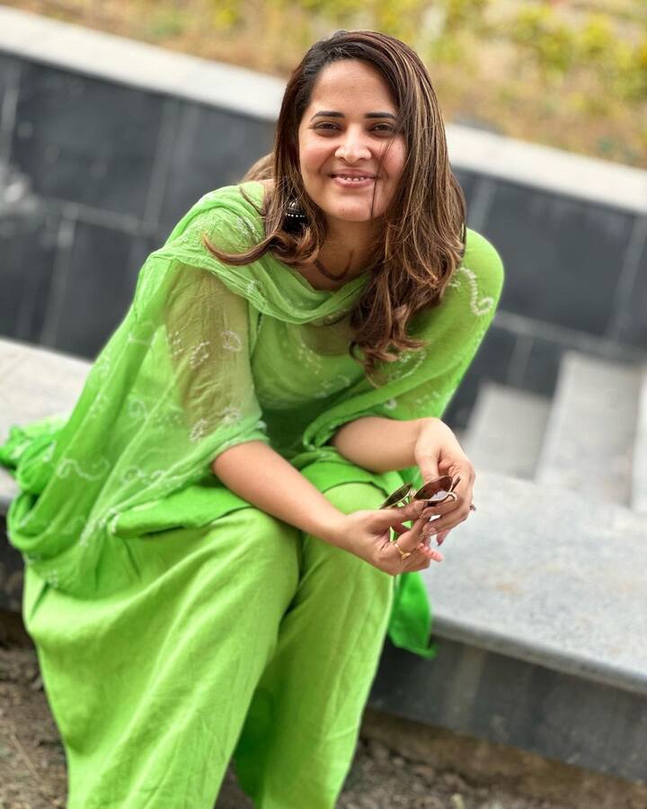 అనసూయ అందమైన ఫోటోలు. Image Credit: Anasuya Bhardwaj/ Instagram