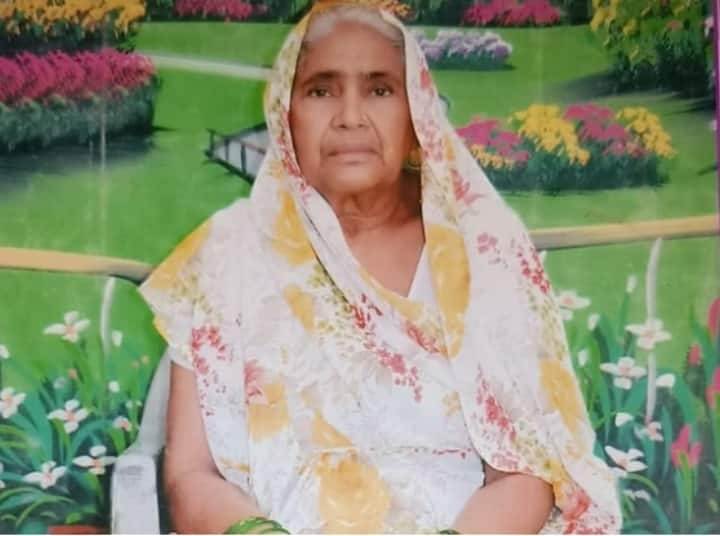 Firozabad woman alive again after being declared dead by doctors Firozabad News: चमत्कार! अंतिम संस्कार से पहले लौटी महिला की सांसें, उठकर चाय पी, फिर अगली सुबह...