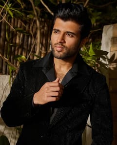 Vijay Deverakonda Rules The Hearts Of Fans With His Stylish Looks | PICS