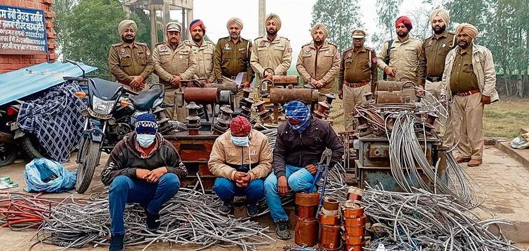 Finally, the gang that stole transformers and electric wires came to a standstill Patiala News: ਆਖਰ ਟਰਾਂਸਫਾਰਮ ਤੇ ਬਿਜਲੀ ਦੀਆਂ ਤਾਰਾਂ ਚੋਰੀ ਕਰਨ ਵਾਲਾ ਗਰੋਹ ਆਇਆ ਅੜਿੱਕੇ