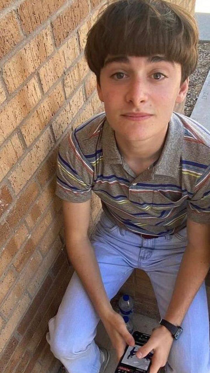 5 வயது முதல் திரைப்படங்களில் நடித்து வருகிறார்