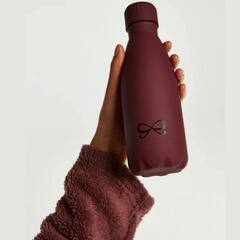 Winter Lifestyle Tips: सर्दियों में रहना है एकदम फिट और फाइन तो अपने बैग में जरूर कैरी करें ये 7 चीजें