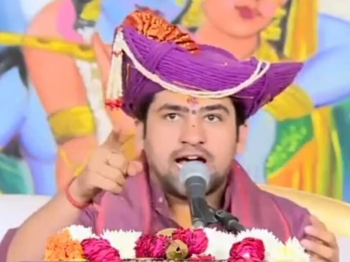 MP News: बागेश्वर सरकार धीरेंद्र शास्त्री के समर्थन में कथावाचक देवकीनंदन ठाकुर, पादरियों-मौलवियों पर लगाया यह आरोप MP News Devkinandan Thakur came in support of Bageshwar Sarkar Dhirendra Shastri MP News: बागेश्वर सरकार धीरेंद्र शास्त्री के समर्थन में कथावाचक देवकीनंदन ठाकुर, पादरियों-मौलवियों पर लगाया यह आरोप